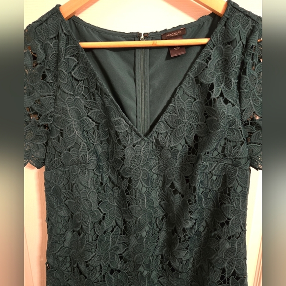 Ann Taylor Green Lace Midi Dress V Neck Size 12 - Picture 3 of 6